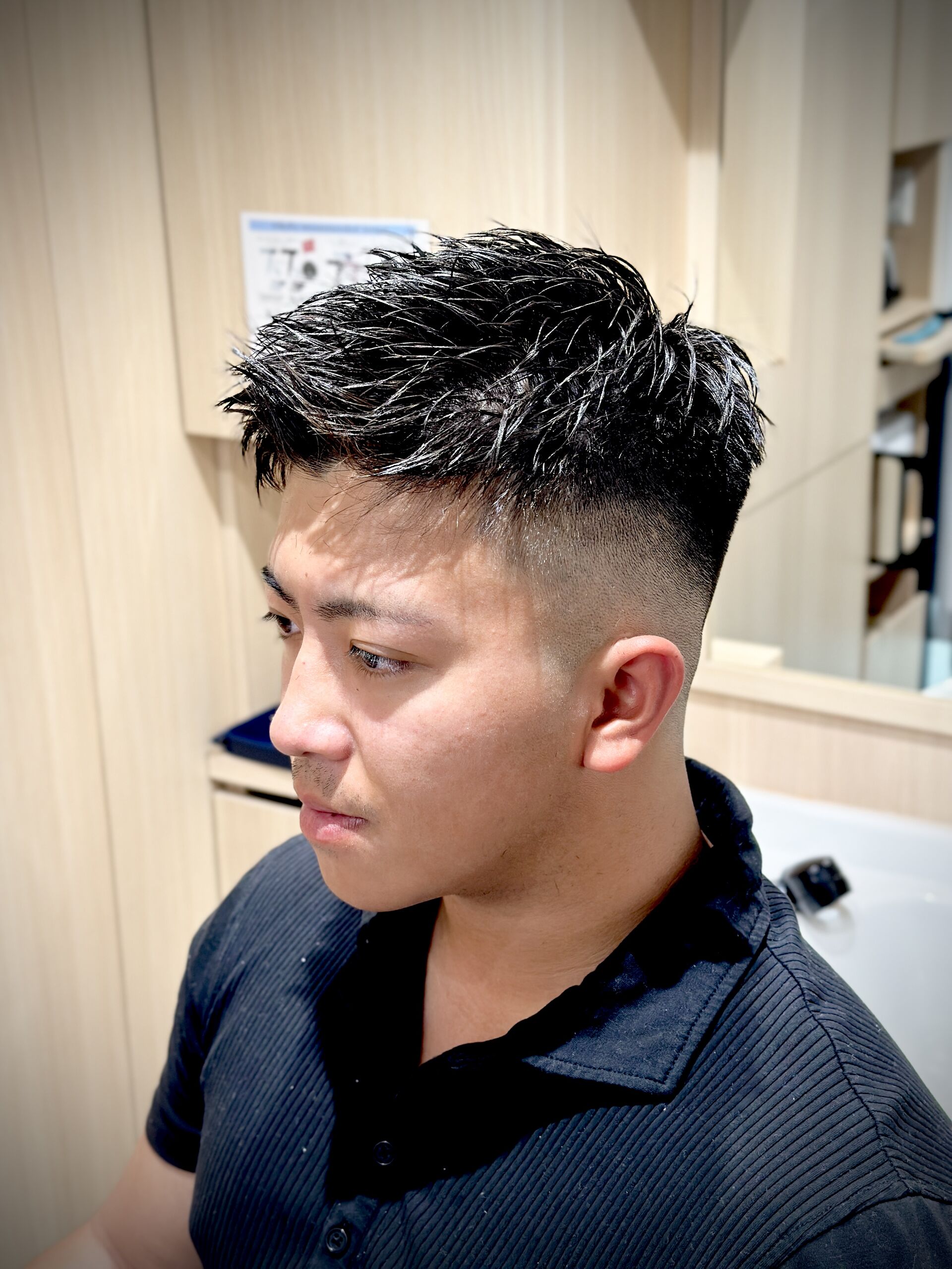 【ビジネスショート×フェード】大人の清潔感と男らしさを両立する王道ヘア